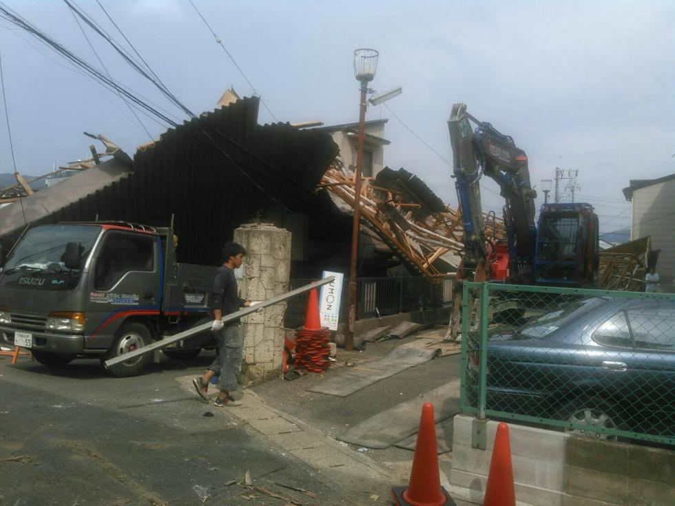 尼崎市台風被害現場撤去写真1